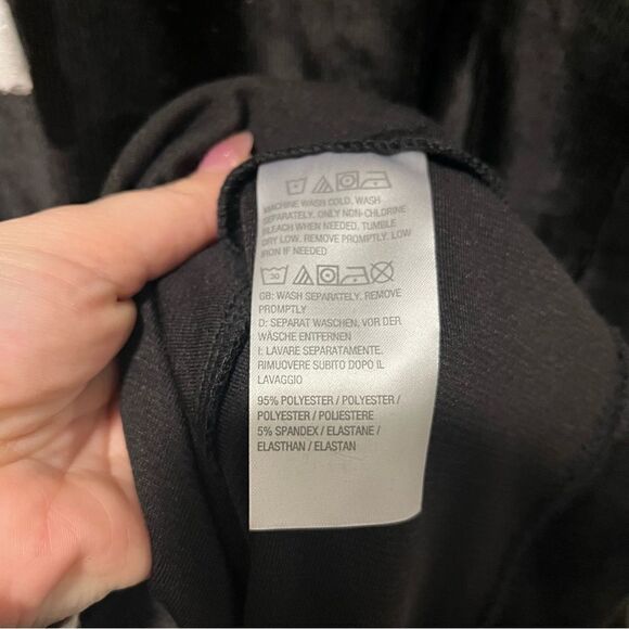 NWOT Susan Graver Weekend Petite PLUSHKNIT Funnel- Neck Tunic - Picture 7 of 10